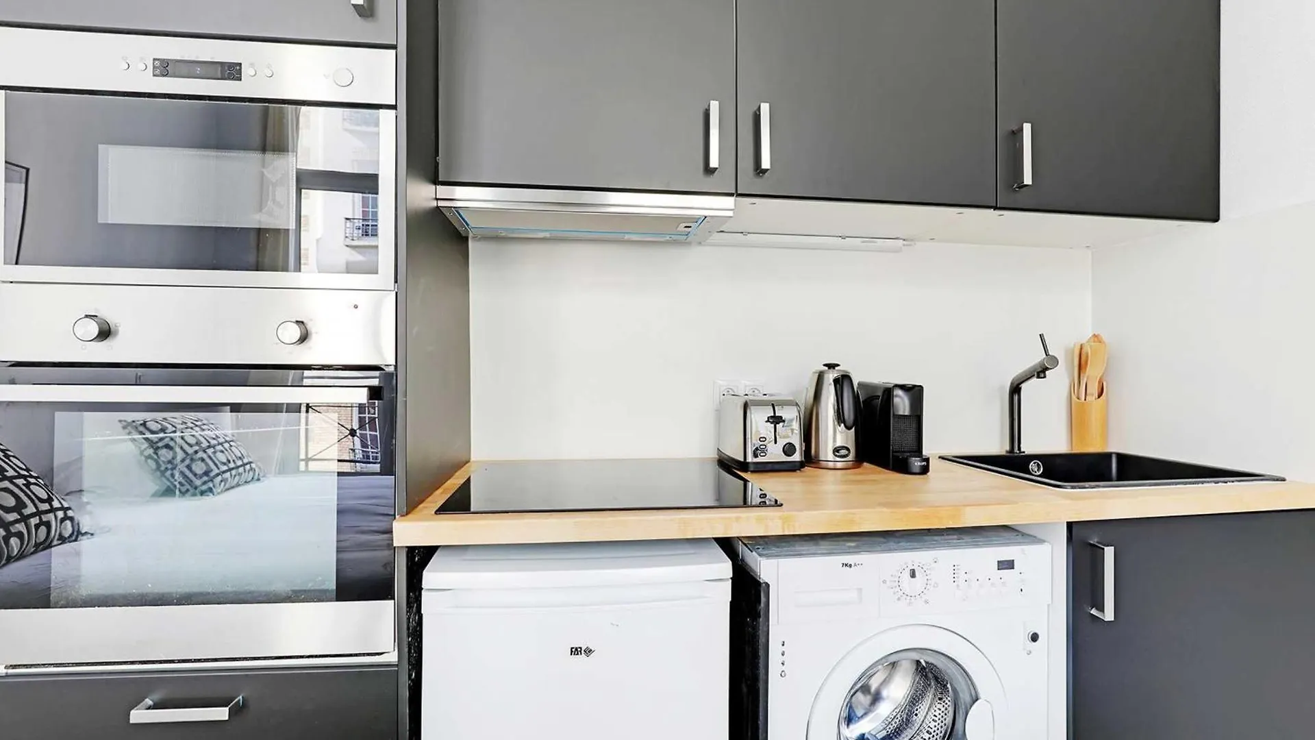 Apartment Cosy In The Heart Of Belleville *